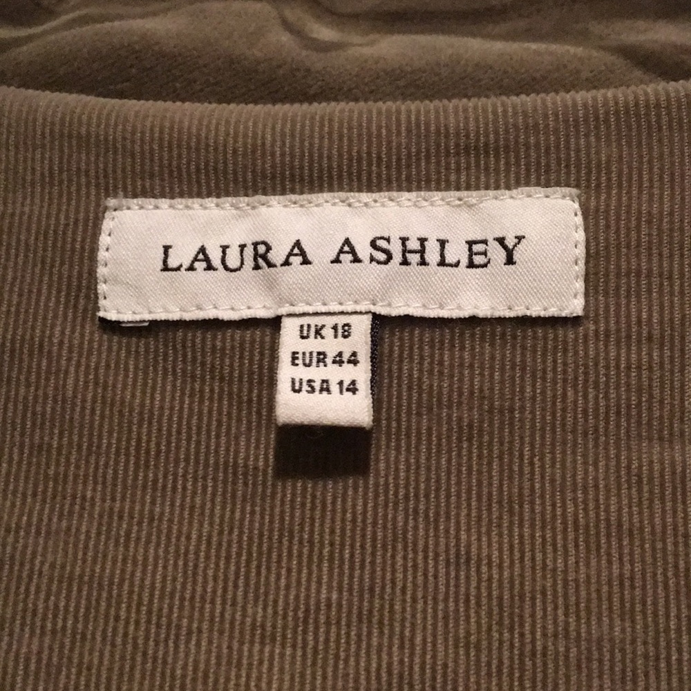 Vintage Laura Ashley Soft, Dark Khaki Jacket - Picture 5 of 8